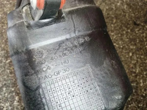 VW Veringscompressorbeugel OEM 03C145501E image 4