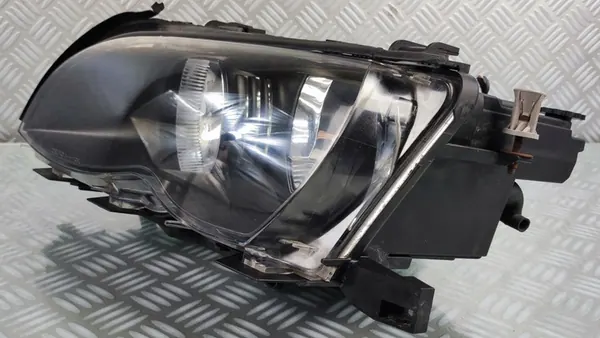 Farol dianteiro esquerdo BMW E46 LIFT 01-05 image 3