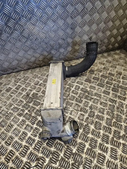 Hyundai i30 2007 Intercooler OEM 282702708X image 2