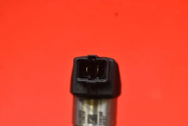 Insprutningspump OEM 03G130073T för VW Passat B6 2.0 TDI image 6