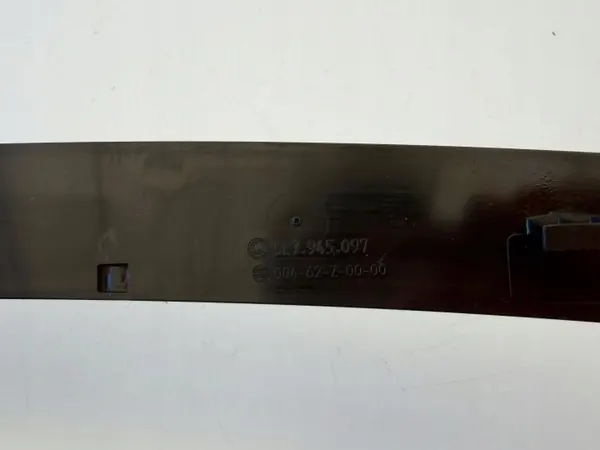 Skoda Octavia IV Stop-valo OEM 5E7945097 image 3