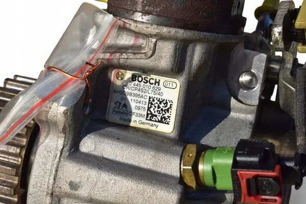 Bomba de combustible JAGUAR XF PEUGEOT 607 CITROEN C5 3.0 TDV6 HDI image 3