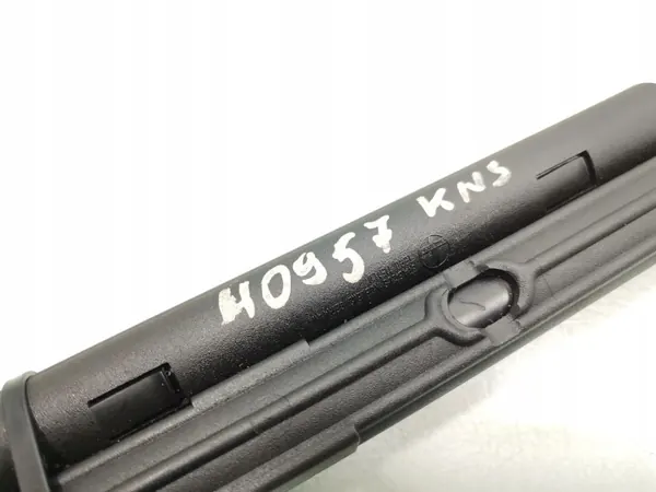 Mercedes-Benz C-Class takaluukun vaimennin OEM 2003 Sedan image 4