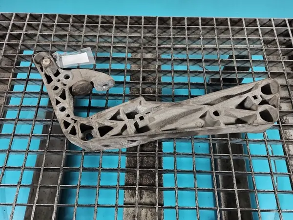 Support de Boîte BMW d'Occasion OEM 6861583 G30 2.0D image 3