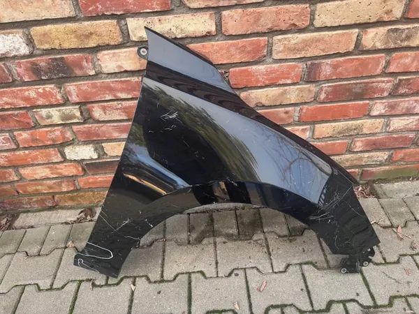 Mazda 2 DJ 2014- Para-choque Dianteiro Direito OEM image 1