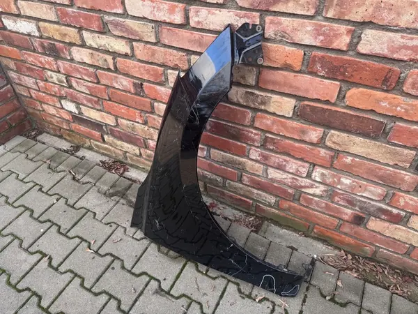 Mazda 2 DJ 2014- Para-choque Dianteiro Direito OEM image 3