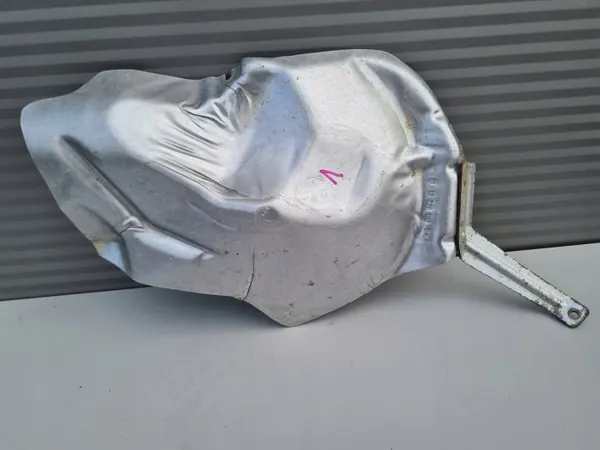 Escudo térmico Opel Insignia A 2.8 V6 OEM 13228190 image 2