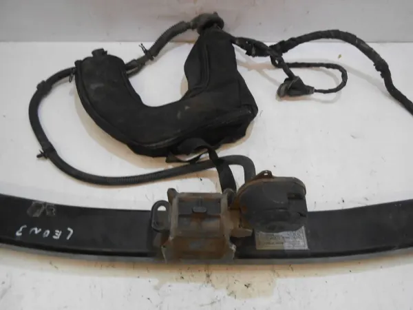 SEAT Leon 3 Trekhaak OEM 5F9803881D - Compleet Set image 3