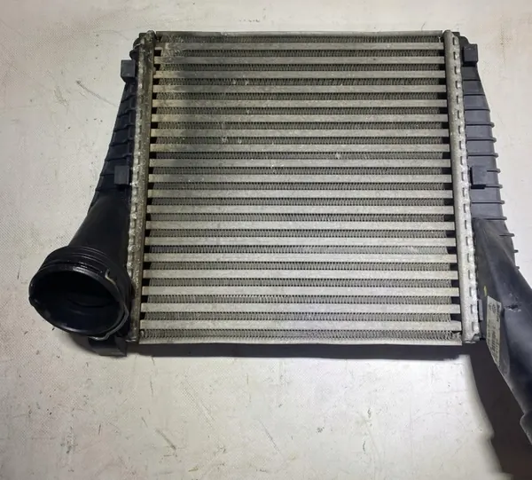 Porsche Cayenne 955 Ilmajäähdytin OEM 7L0145803A (2002-2007) image 3