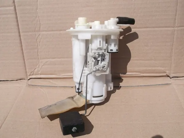 Bomba de combustível flutuador Suzuki Alto 1.1 02-06 OEM 15100M79GA0 image 2