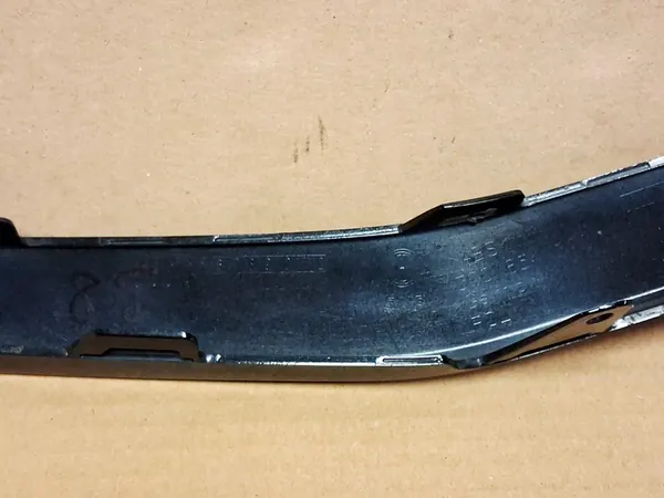 VW Passat B8 R-Line Rivestimento Paraurti Anteriore Destro 3G0854322C image 10