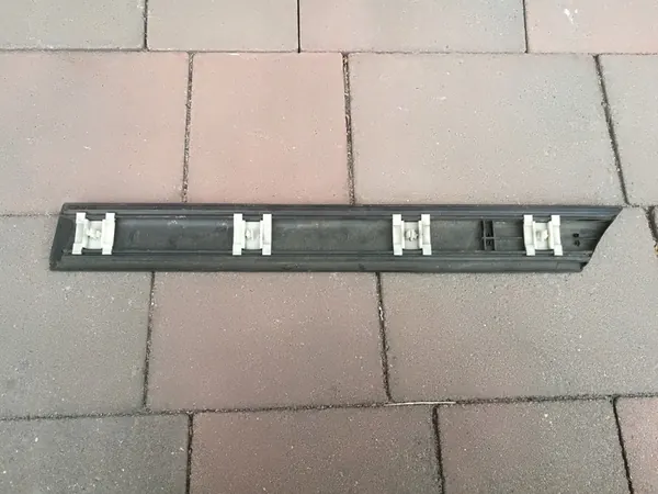 Takakannen oikea reunus - VW Golf 3 GTI image 2