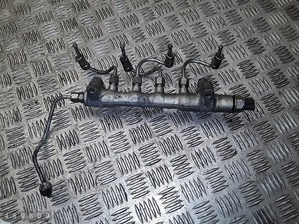 Brandstofrail Opel Corsa D 2009 1700cdti 55pp0501 image 2