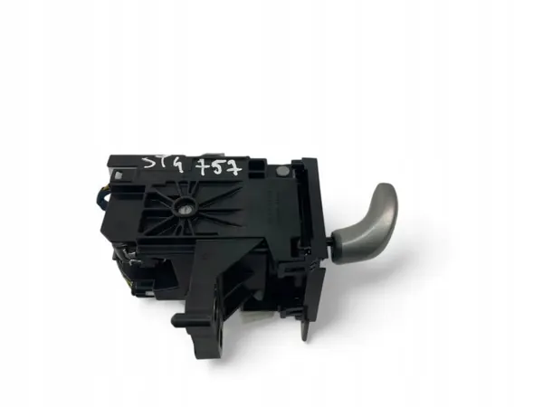 Module sélecteur de vitesse Toyota Prius OEM 28589401 image 8