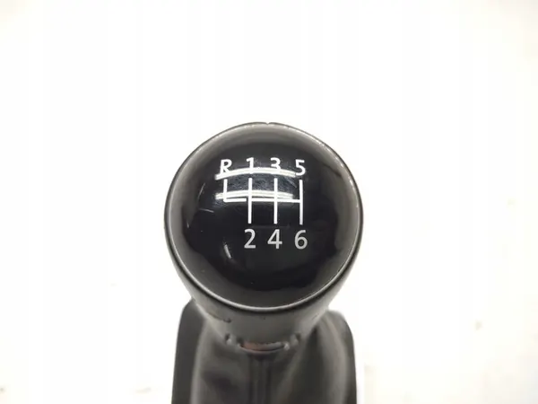 Gear Shift Knob 5G1711113C VW Golf VII 6-Speed Leather image 2