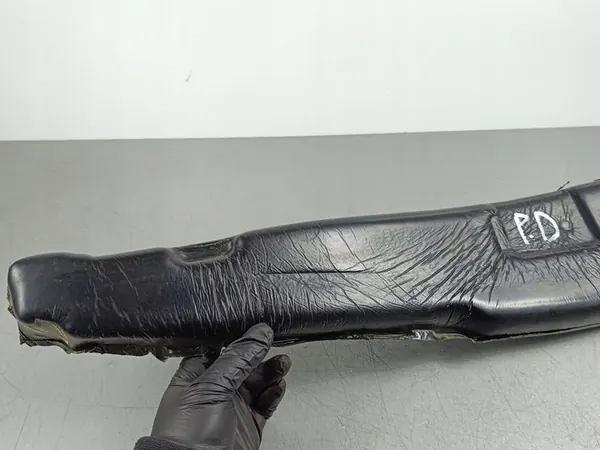 Isolamento de para-lama Ford Escape IV 2022 L6BS16E560AA image 3