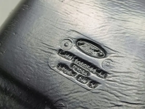 Isolamento de para-lama Ford Escape IV 2022 L6BS16E560AA image 6