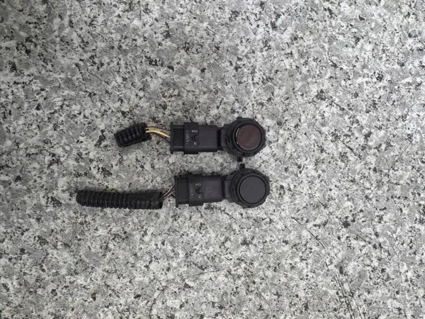 OEM 1-670917-1 Fram-PDC-sensor för Volvo XC40 2017-2024 image 3