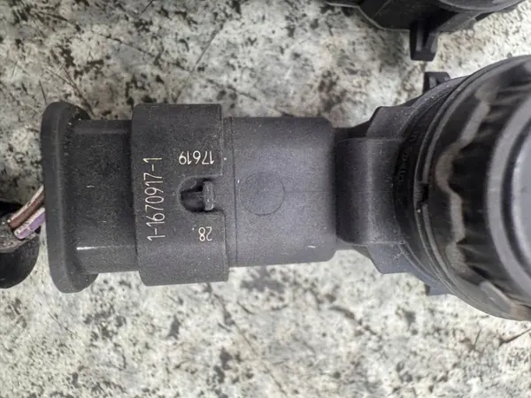 OEM 1-670917-1 Fram-PDC-sensor för Volvo XC40 2017-2024 image 5