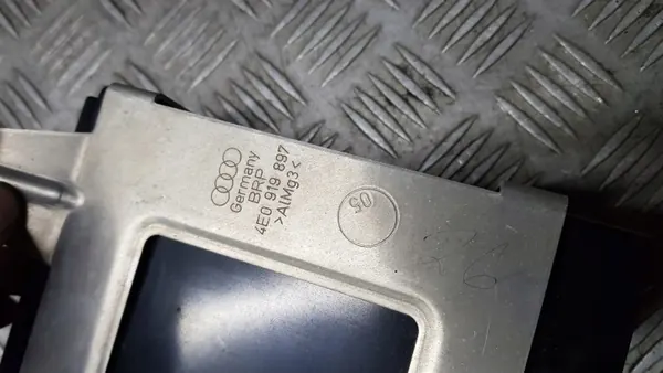 Lector de Navegación AUDI A8 D3 Pieza OEM image 5