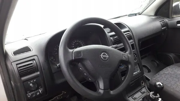 Lámpara derecha Opel Astra II 2001 Z147 image 9