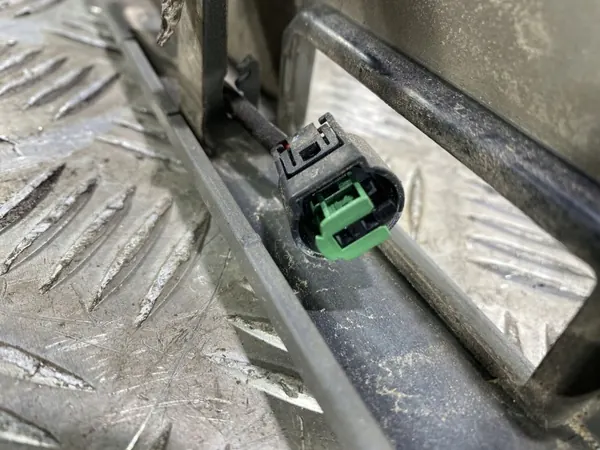 Land Rover FBZ20751 Faixa luz painel - Usado image 8