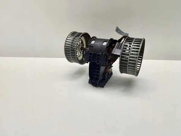 BMW 5 E60 E61 3.0D 2008 Ventilador 6934972 image 4