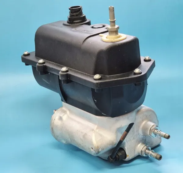 Gebrauchtes AdBlue-Pumpenmodul OEM A0001401578 Mercedes image 3