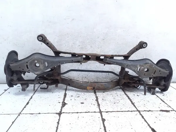 Trave di Sospensione VW Passat B6 Variant Posteriore image 5