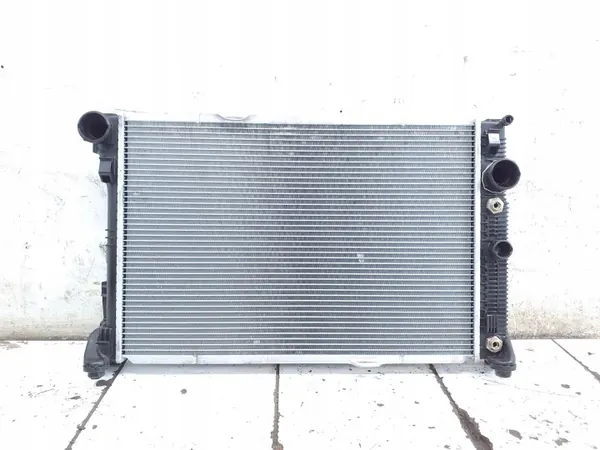 Mercedes-Benz Wasserkühler OEM ARA349144 - Gebraucht image 2