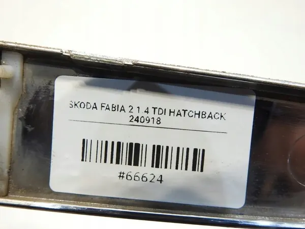 Grade do para-choque dianteiro Skoda Fabia II 5J0853633A image 4