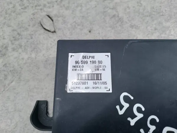 Módulo de Controle de Porta Peugeot 1007  DELPHI image 3