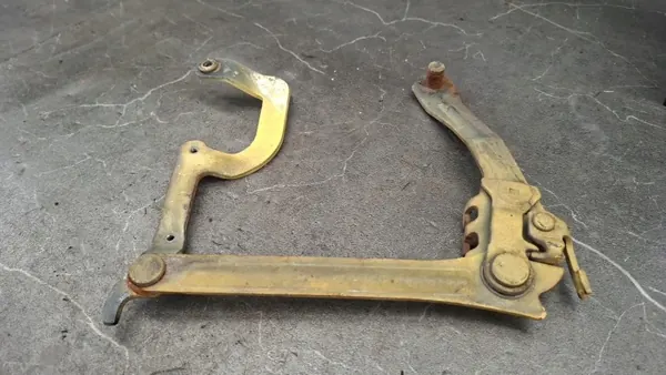 Mercedes W123 Motorhaubenscharnier rechts vorne OEM zawias maski prawy przod mercedes w123 image 4
