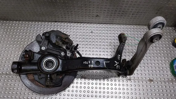 Mozzo anteriore sinistro freno 8D0407257AE Audi A4 B5 A6 C5 image 3