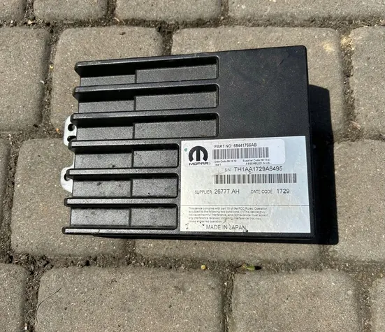 OEM 68441766AB Ljudförstärkare för Jeep Wrangler JL image 2