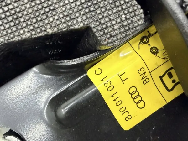 Styropor insert Audi TT 8J OEM CPS 8J0864501F image 4