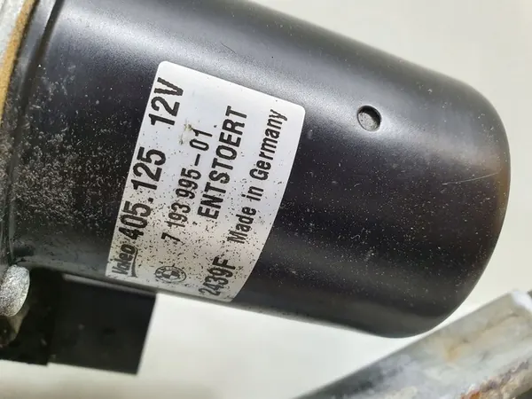 BMW 5 E61 Pyyhkijänmekanismi EU 7193995 image 4