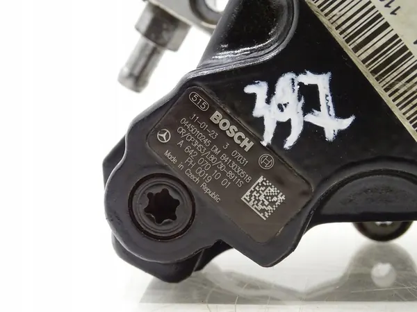 Brandstofinjectiepomp Mercedes E-Class 3.0 CDI A6420701001 image 6