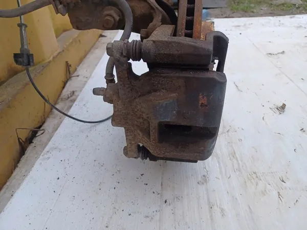 Vänster fram McPherson stötdämpare 2.2D Mazda CX-5 image 7