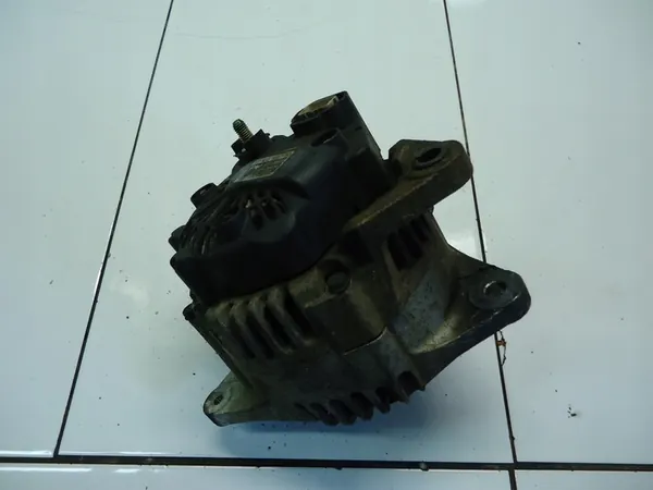 HYUNDAI SANTA FE 2.4 16V G4JS Vaihtovirtageneraattori image 4