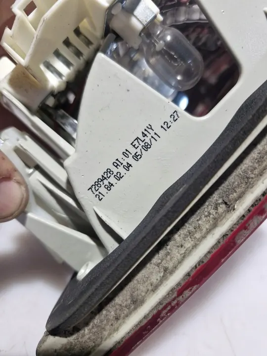 Conjunto de luces traseras LED BMW E90 LCI 7289426 7289425 7289428 image 10