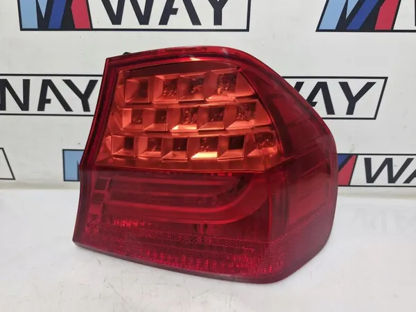 Conjunto de luces traseras LED BMW E90 LCI 7289426 7289425 7289428 image 2