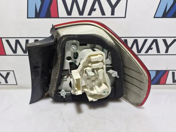 Conjunto de luces traseras LED BMW E90 LCI 7289426 7289425 7289428 image 6