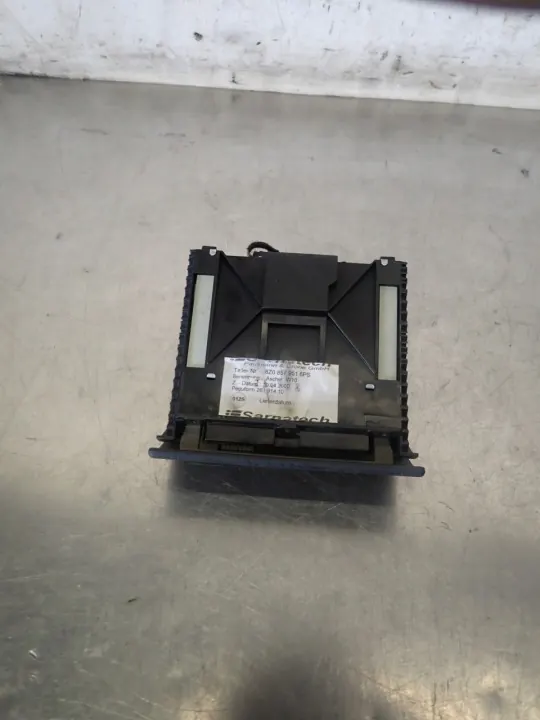 Cinzeiro OEM 00 para Audi A2 - Estado usado image 3