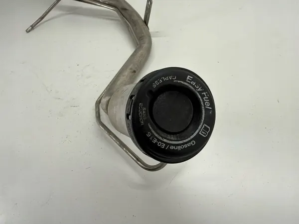 Bouchon de Remplissage Ford Fusion II OEM DG939034AH image 5