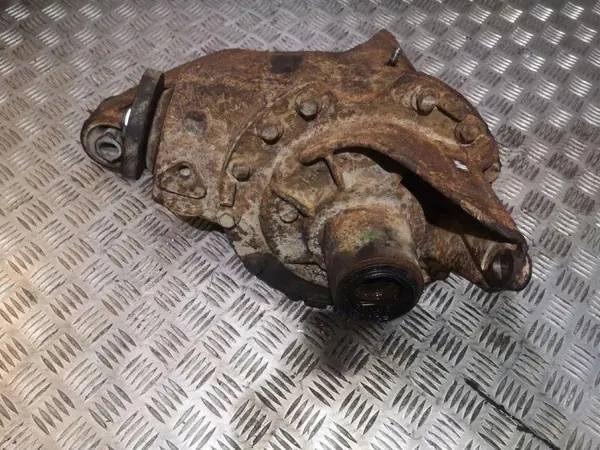 Rear Differential LAND ROVER DISCOVERY III E65441 image 4