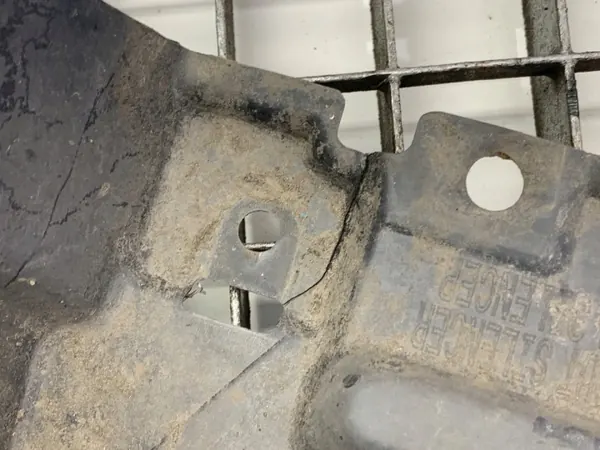 Aile avant droite OEM 53875-0D120 Toyota Yaris II image 4