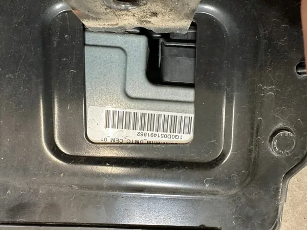 Citroen 9805721280 Start/Stop Module - Used image 3
