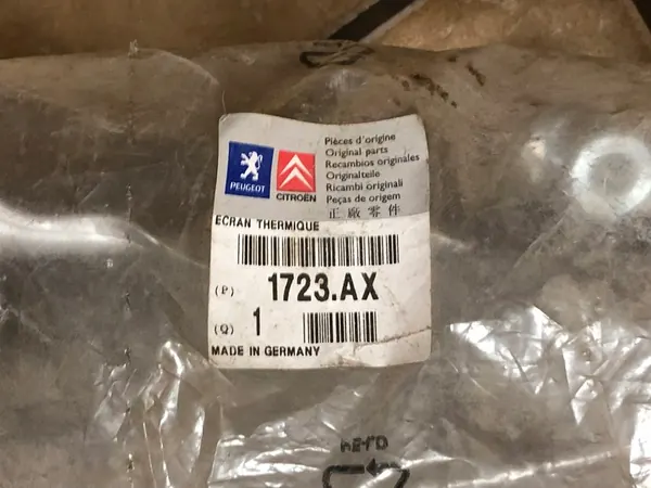Protetor de Coletor Citroen C2/C3/C4 OE 1723AX image 3