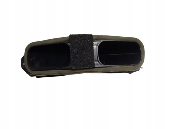 Grade de ar central BMW E60 E61 image 6